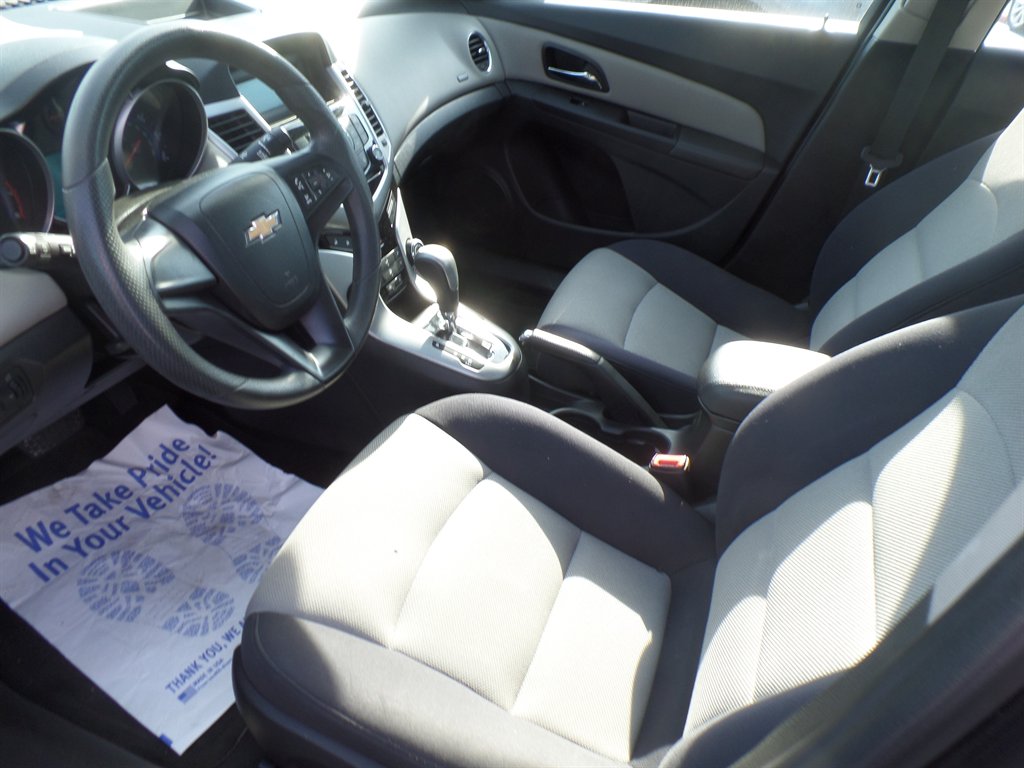 2014 Chevrolet Cruze - $6,995