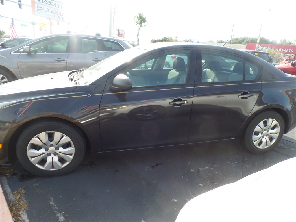 2014 Chevrolet Cruze - $6,995
