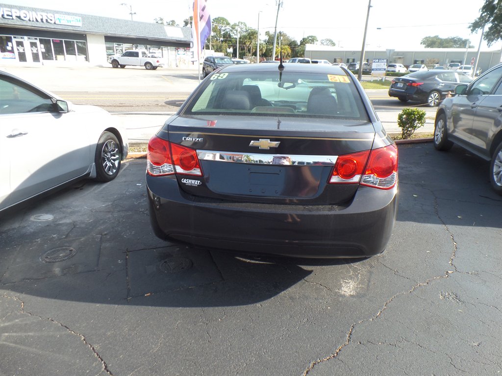 2014 Chevrolet Cruze - $6,995