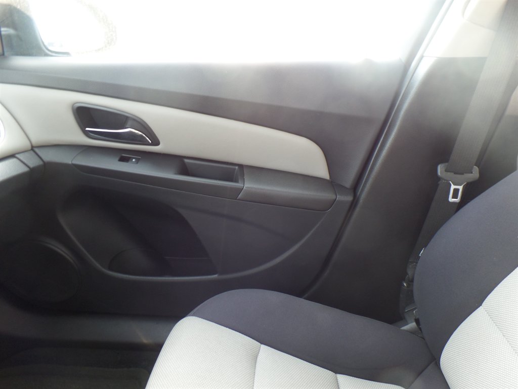 2014 Chevrolet Cruze - $6,995