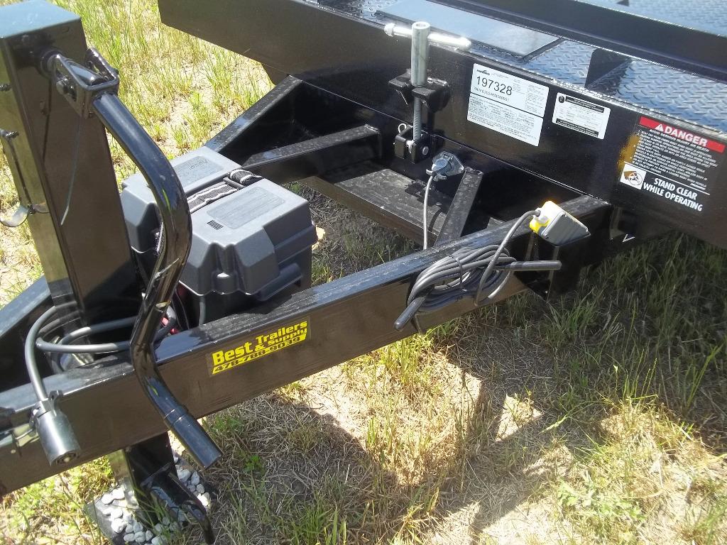 2022 hawke 20 ft hawke 15k tilt - $10,495