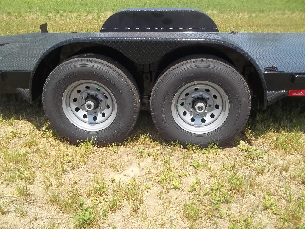 2022 hawke 20 ft hawke 15k tilt - $10,495
