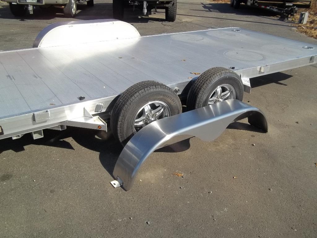 2023 Alloy 8218 tilt electric - $13,995