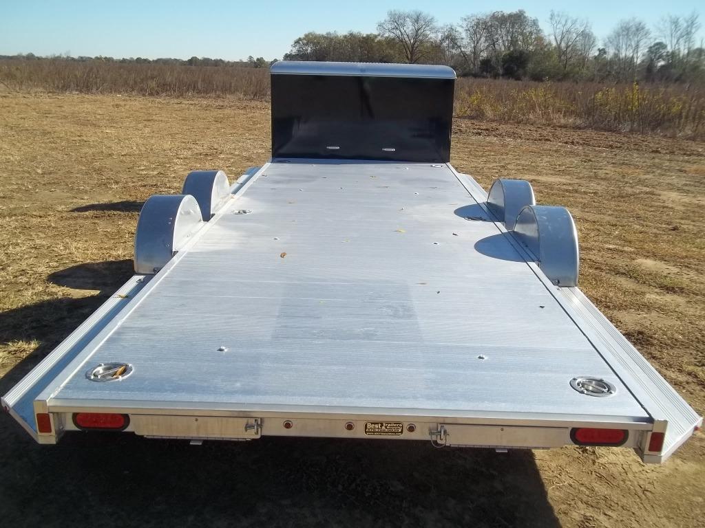 2023 aluma 8222 H executive series - $16,995