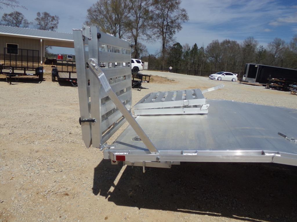 2023 Aluma Aluma - $15,995