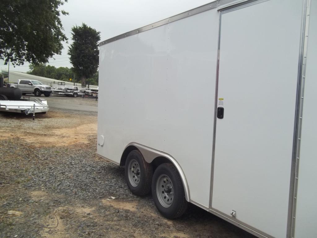 2022 diamond cargo  8.5 x 16 tav w - $9,995