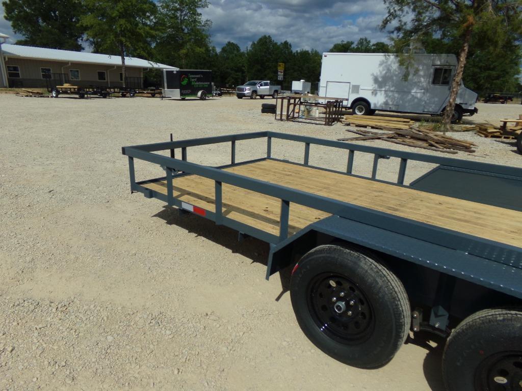 2022 Coda 82 x 16  - $3,995