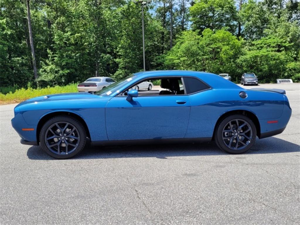 2023 Chrysler 300 - $34,399