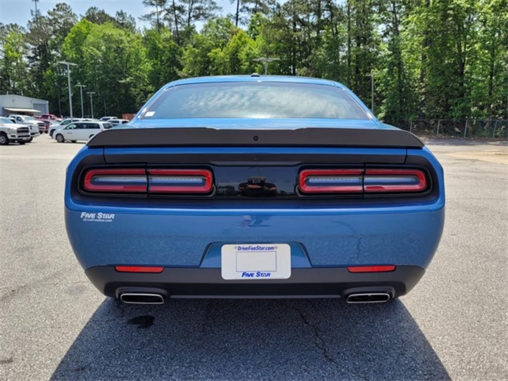 2023 Chrysler 300 - $34,399