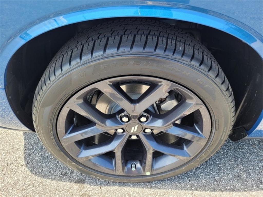 2023 Chrysler 300 - $34,399