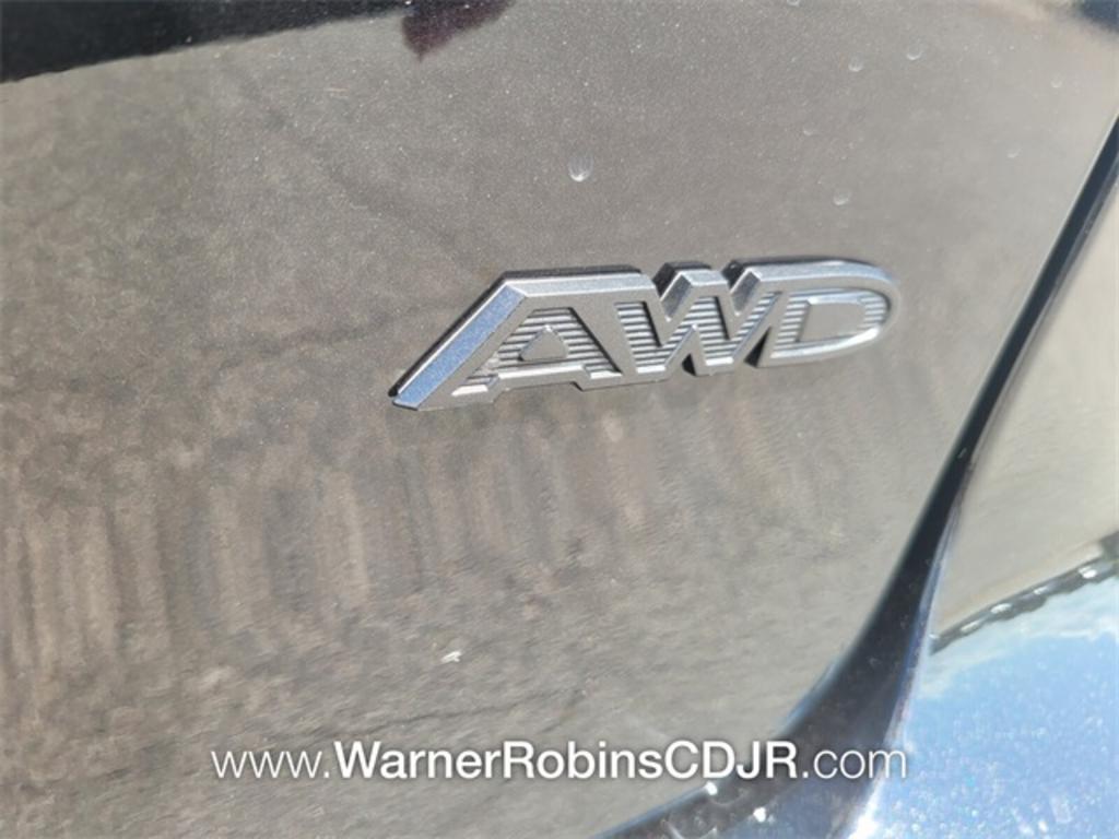 2023 Chrysler Pacifica - $49,887