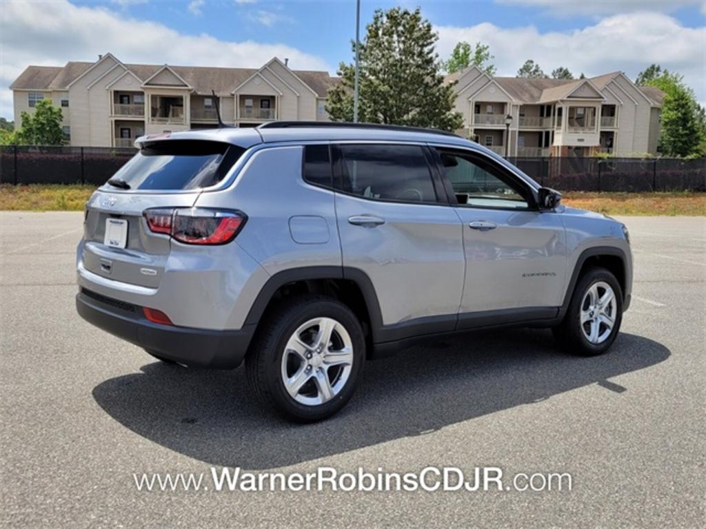 2023 Jeep Compass - $32,339