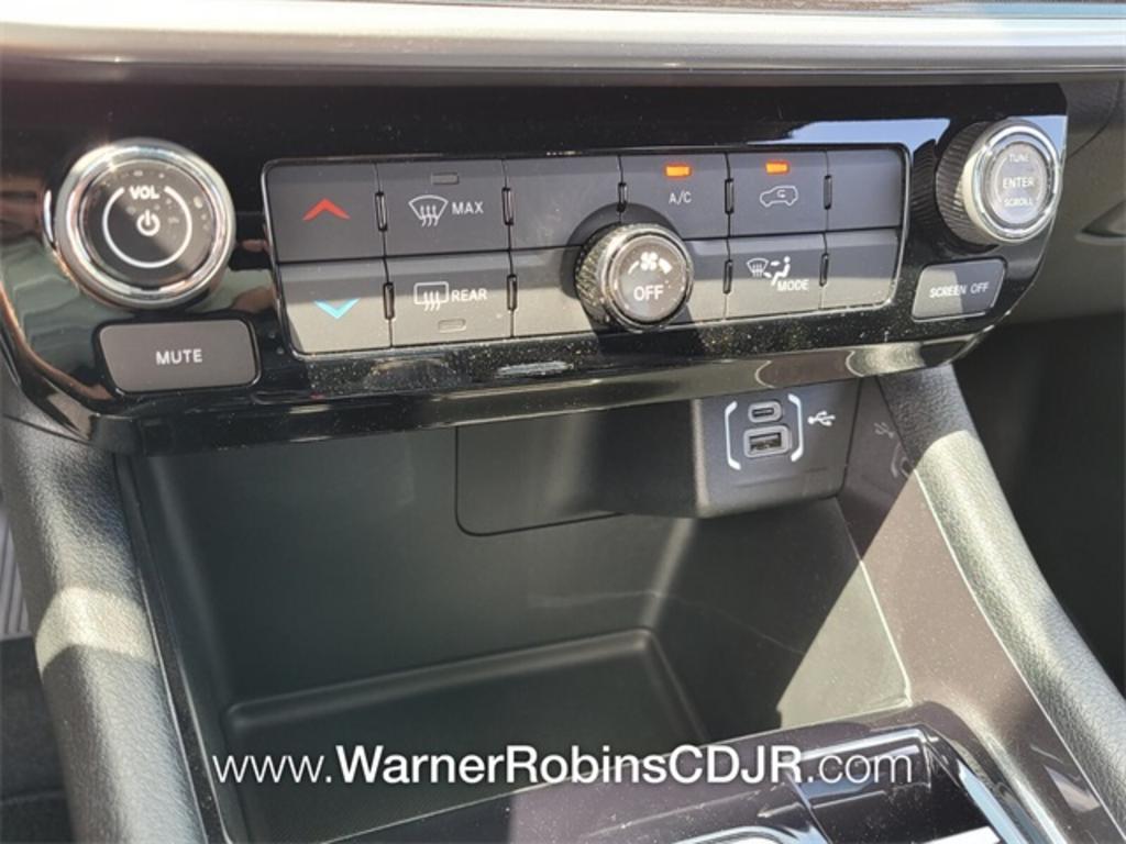 2023 Jeep Compass - $32,339