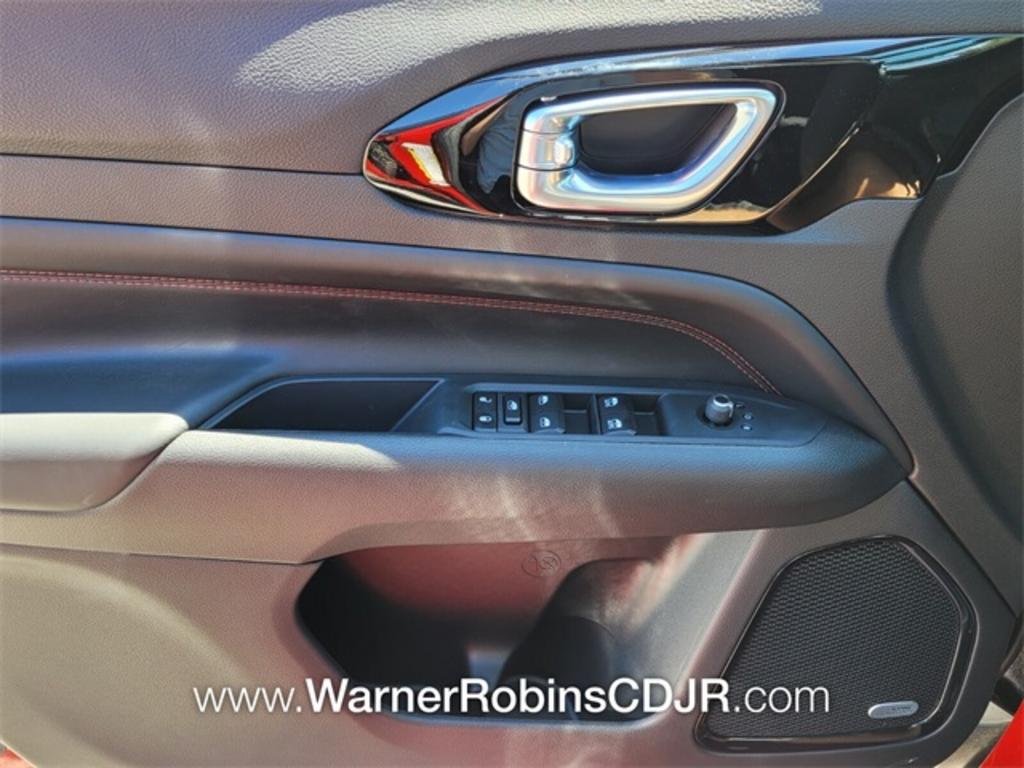 2023 Jeep Compass - $37,990