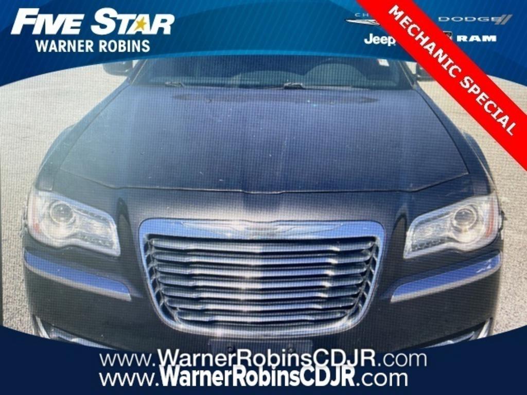 2014 Chrysler 300 - $7,000