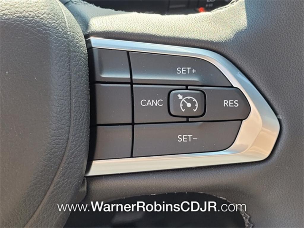 2023 Jeep Compass - $37,442