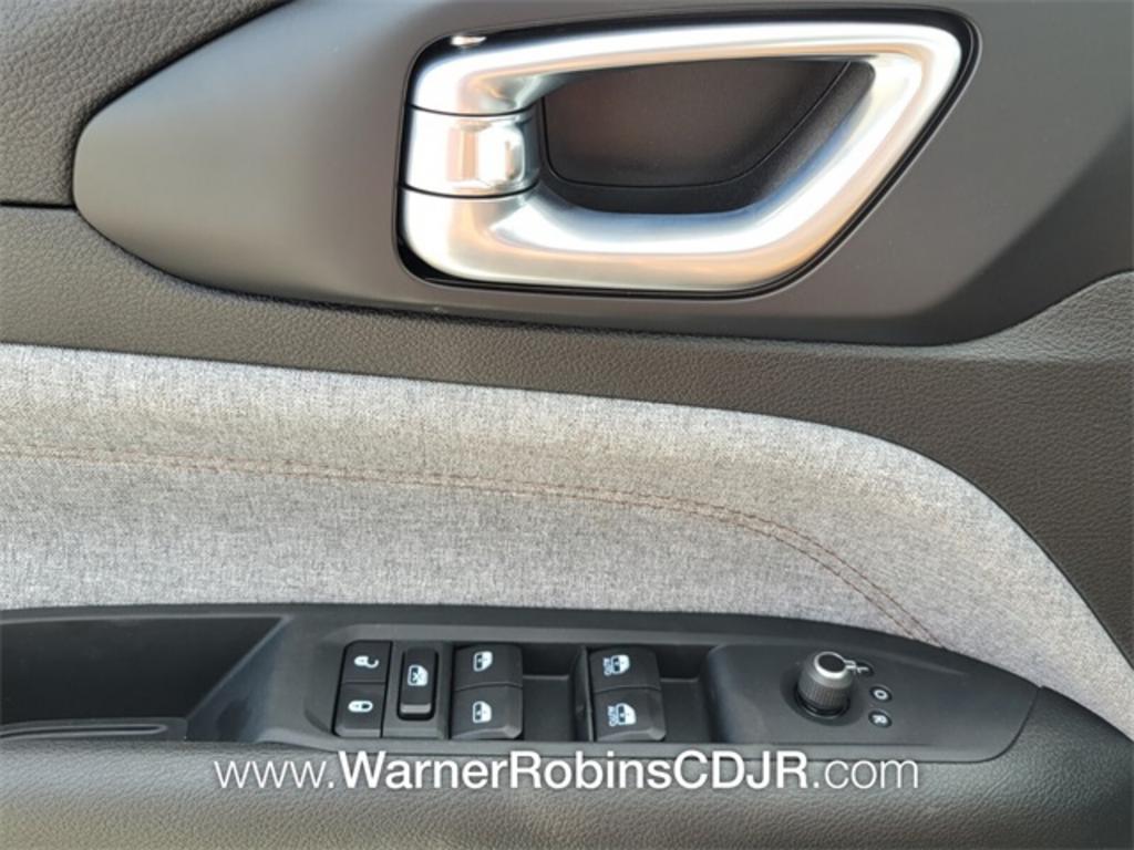 2023 Jeep Compass - $35,977