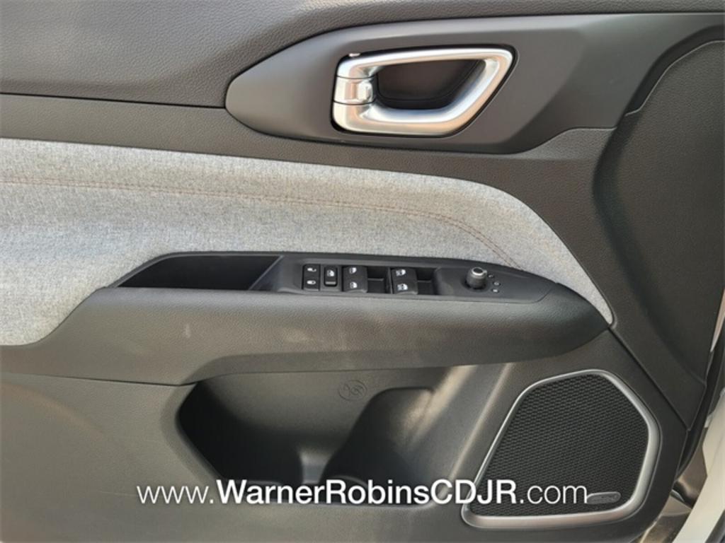 2023 Jeep Compass - $35,977