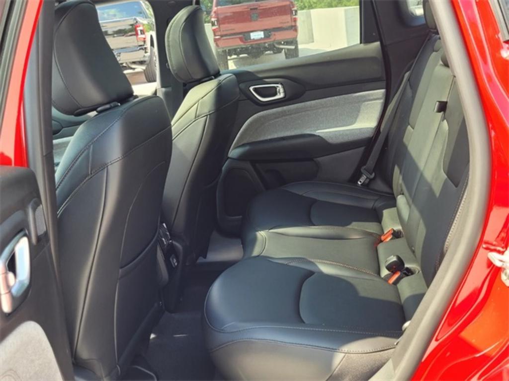 2023 Jeep Compass - $37,598