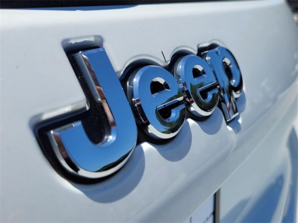 2023 Jeep Compass - $37,113