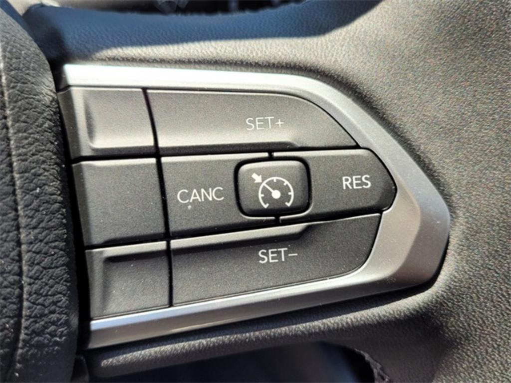 2023 Jeep Compass - $37,113