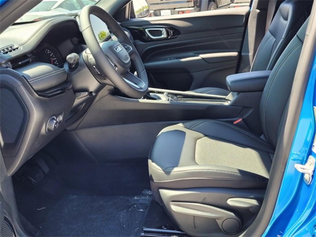 2023 Jeep Compass - $34,733
