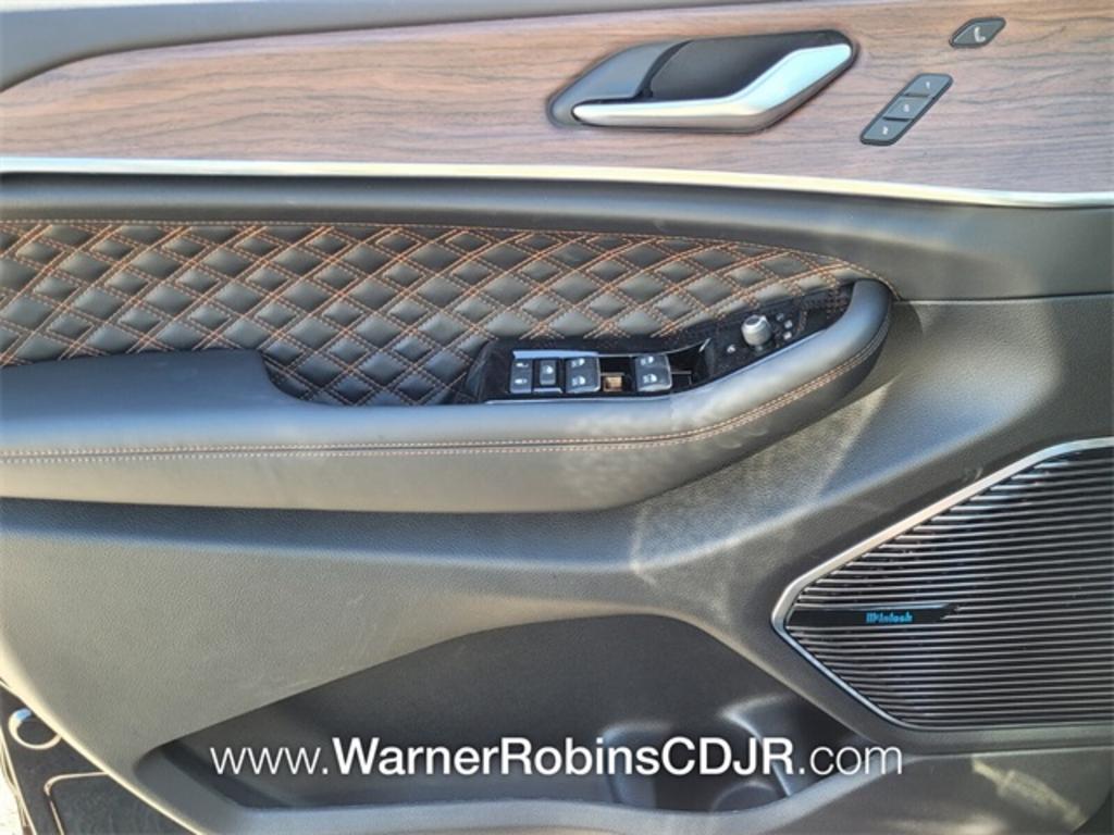 2023 Jeep Cherokee - $73,781