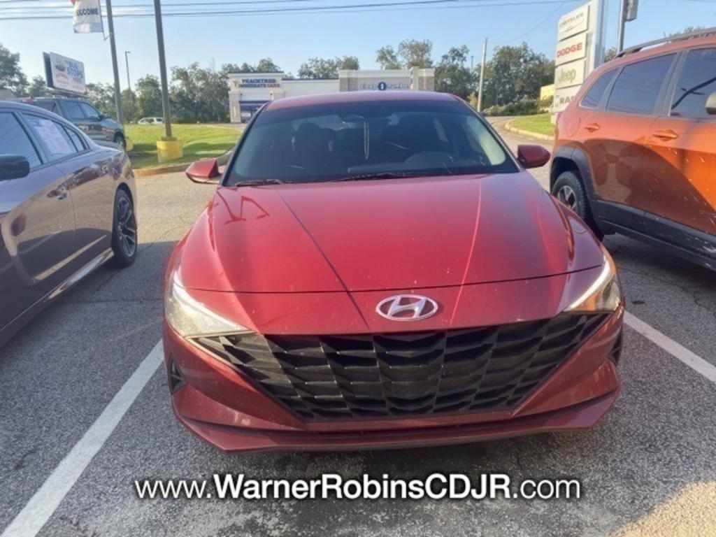 2021 Hyundai Elantra - $18,000