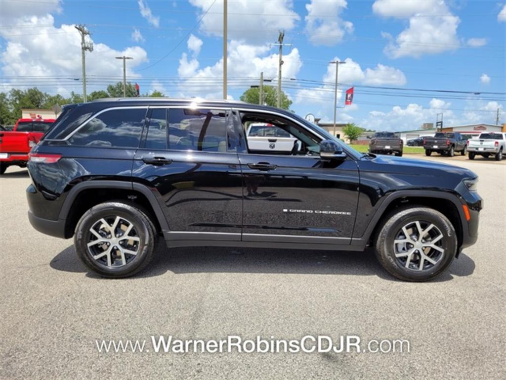 2023 Jeep Cherokee - $51,706