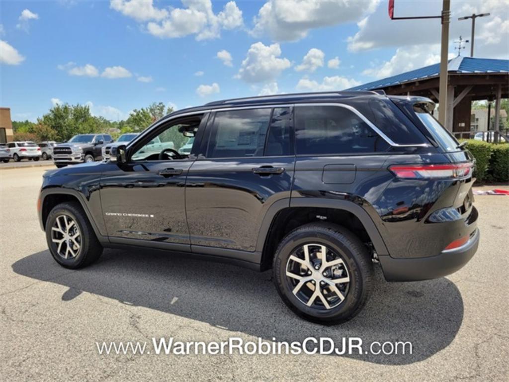 2023 Jeep Cherokee - $51,706