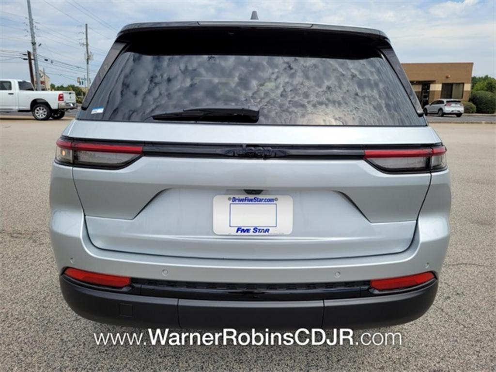 2023 Jeep Cherokee - $46,898