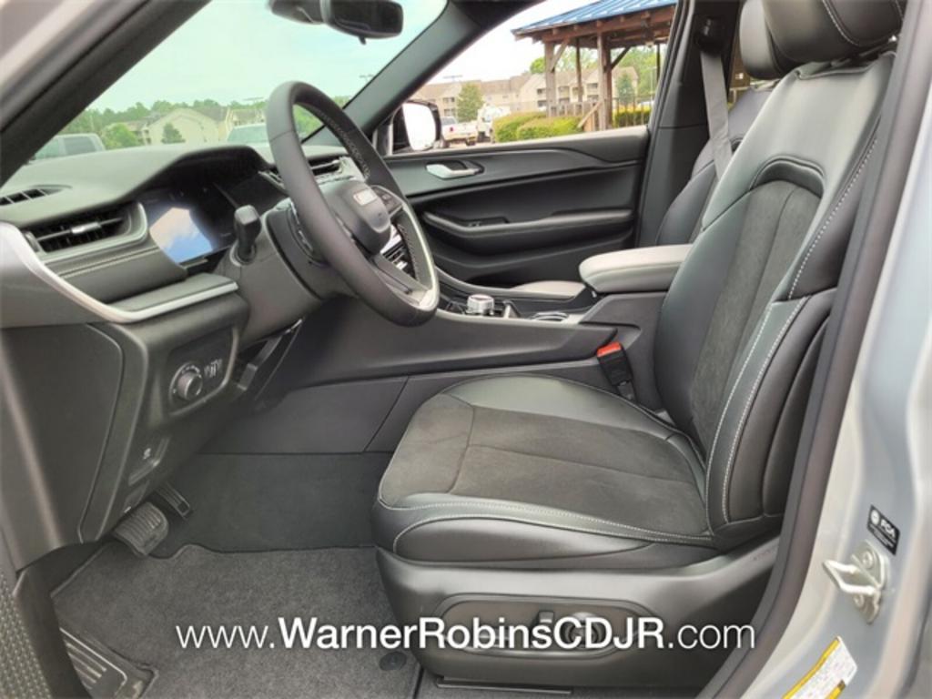 2023 Jeep Cherokee - $46,898
