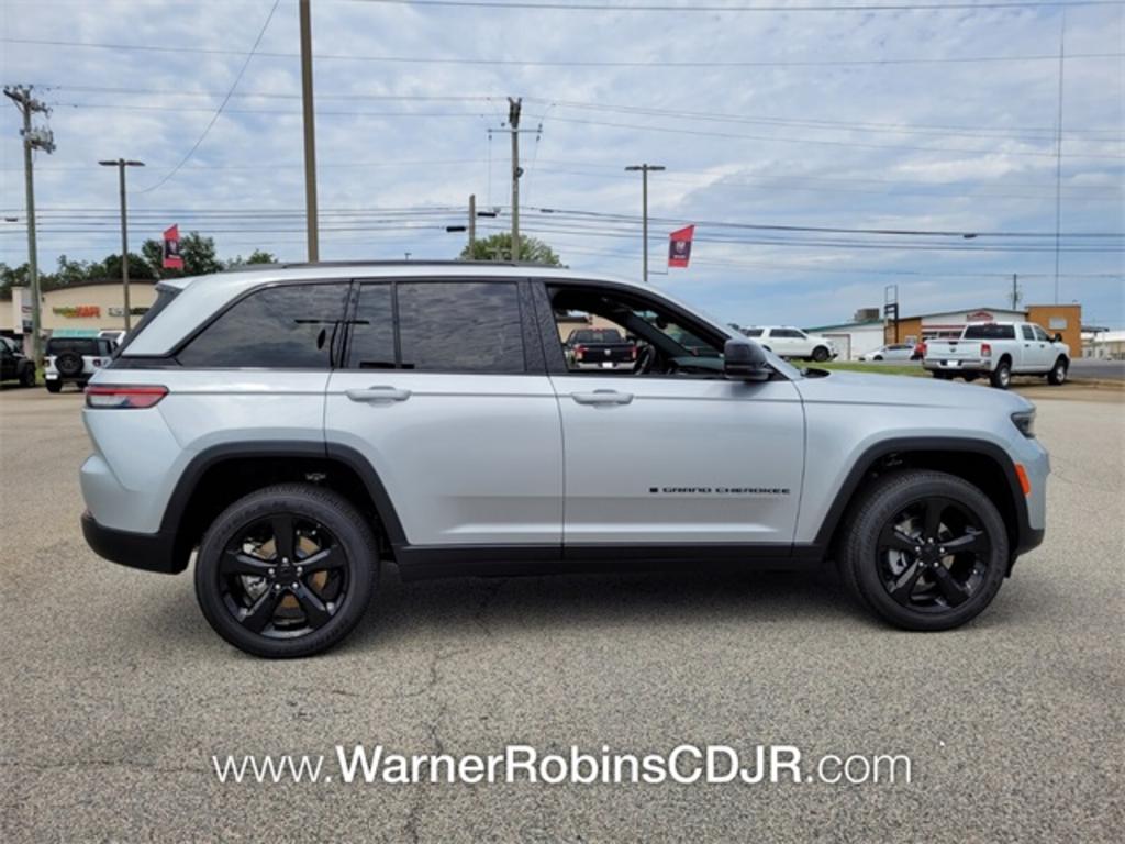 2023 Jeep Cherokee - $46,898