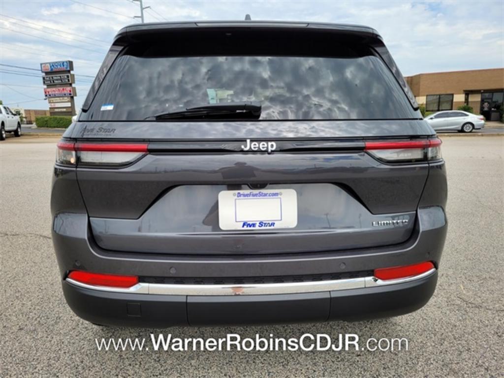 2023 Jeep Cherokee - $51,395