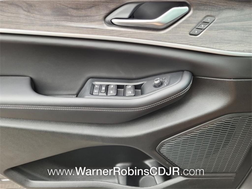 2023 Jeep Cherokee - $51,395