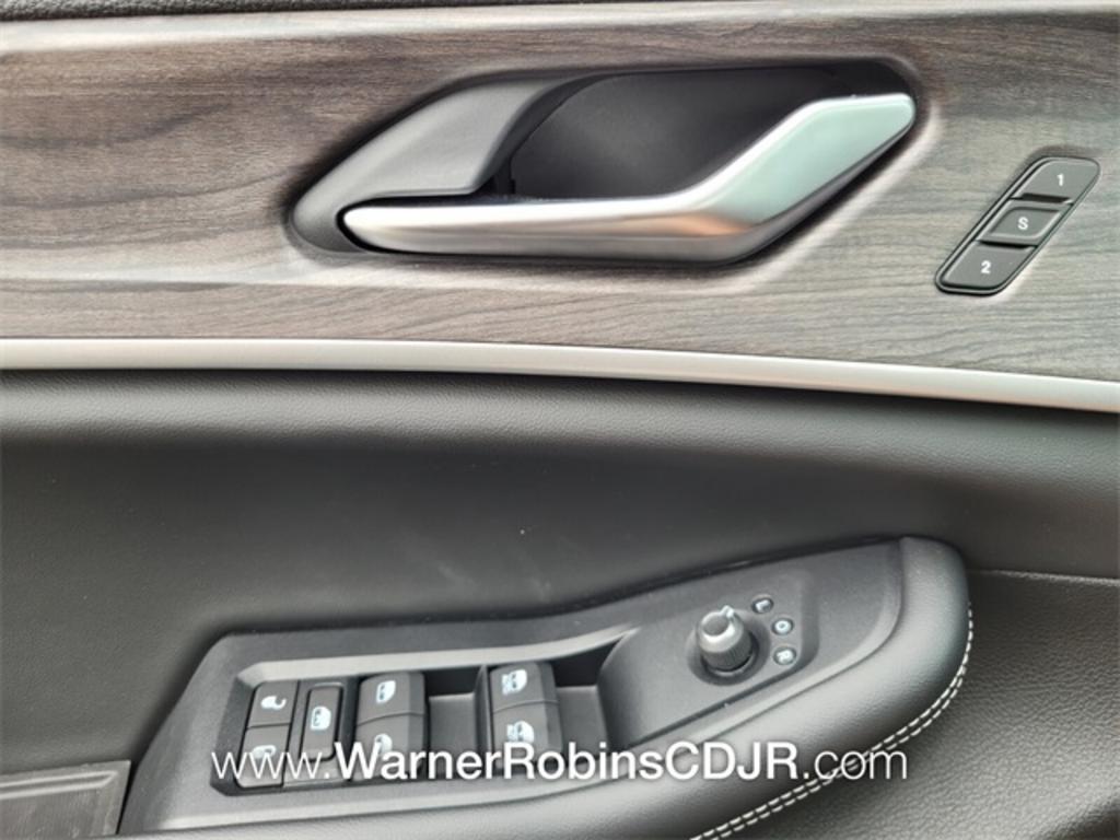 2023 Jeep Cherokee - $51,395