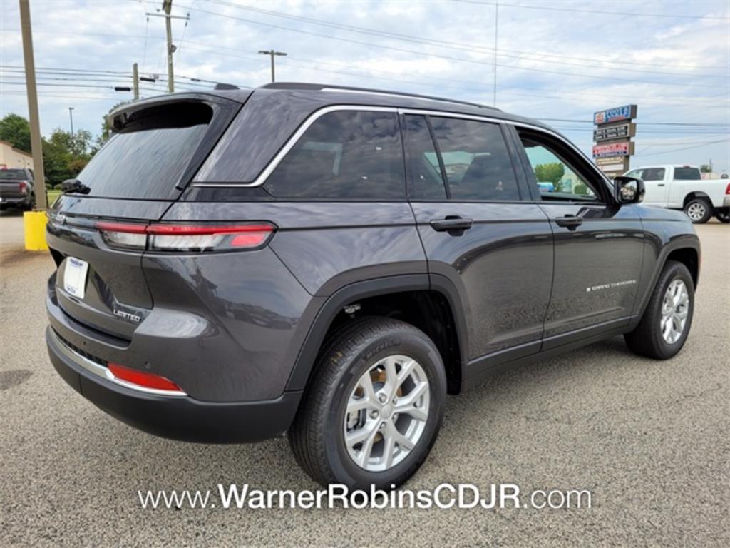 2023 Jeep Cherokee - $51,395