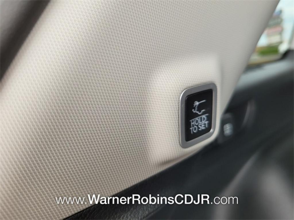 2023 Jeep Cherokee - $51,395