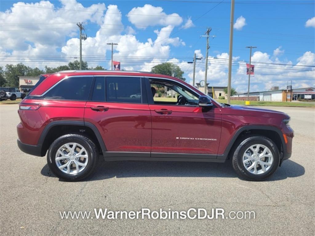 2023 Jeep Cherokee - $51,395