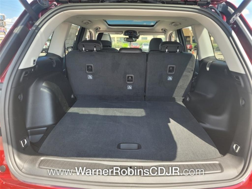 2023 Jeep Cherokee - $51,395