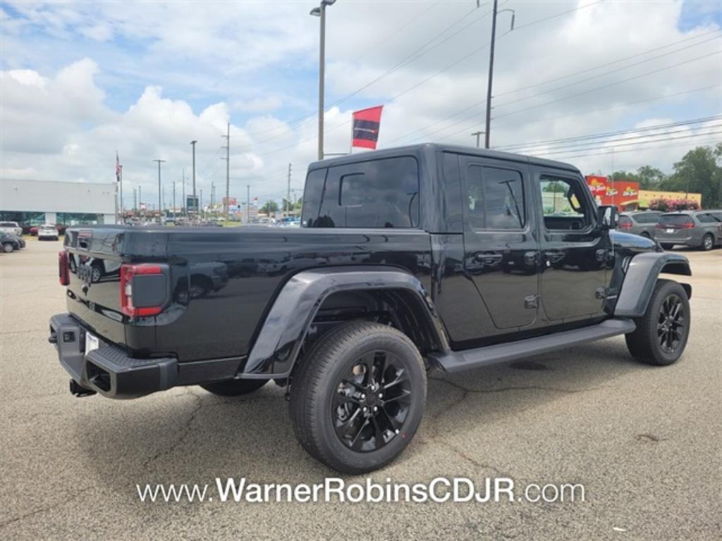2023 Jeep Gladiator - $53,195