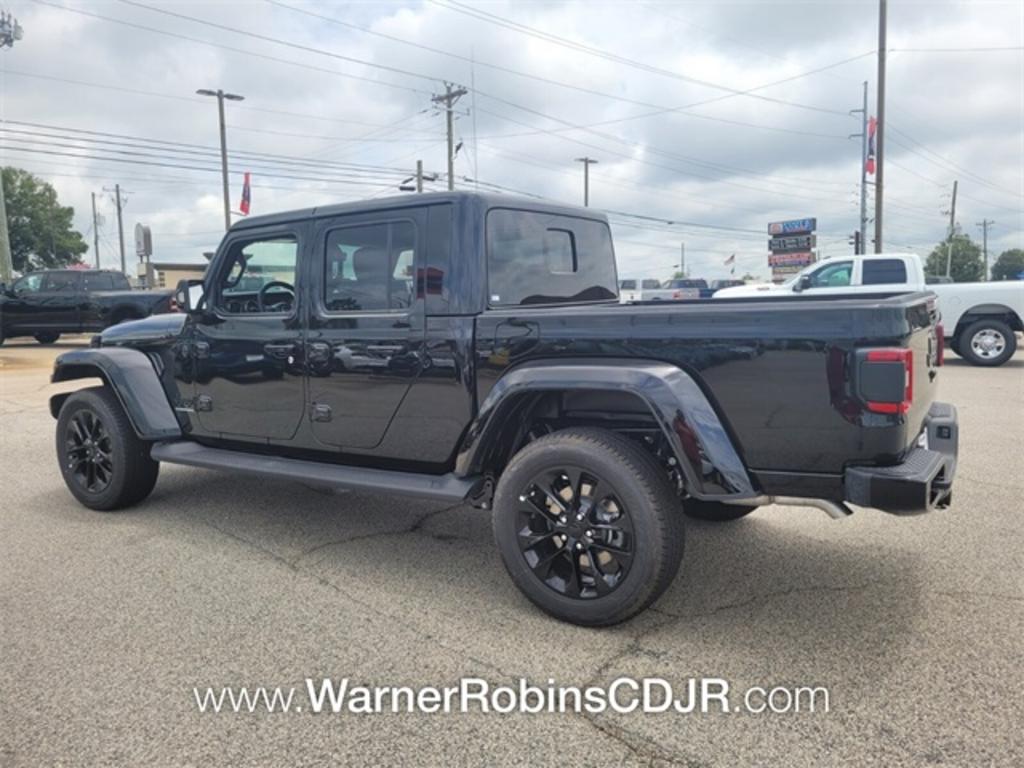2023 Jeep Gladiator - $53,195