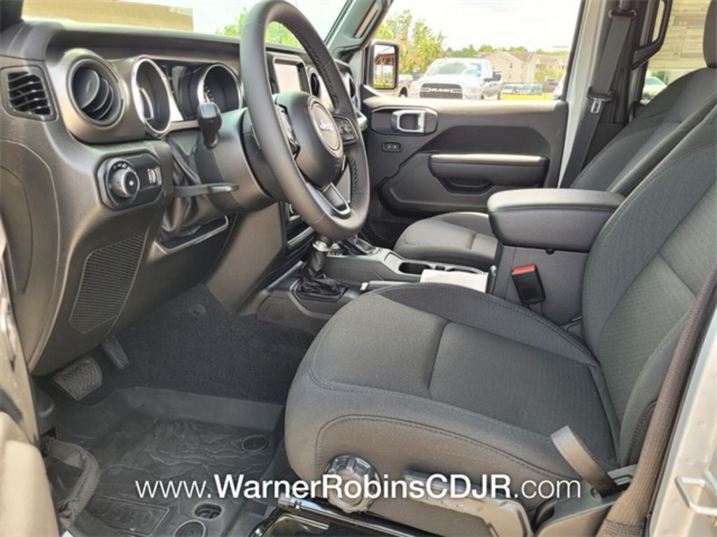 2023 Jeep Wrangler - $52,744
