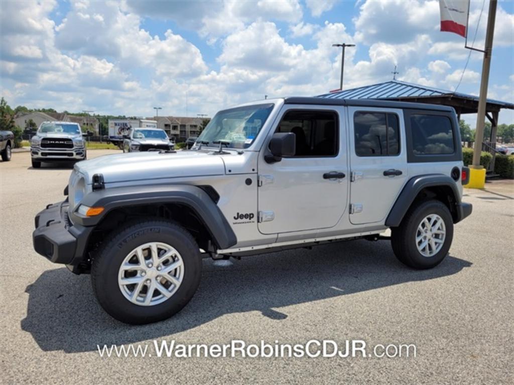 2023 Jeep Wrangler - $52,744