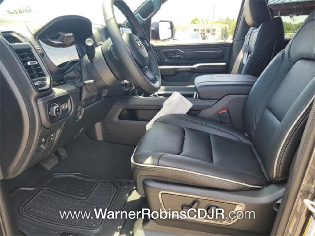 2023 Ram 1500 - $72,928