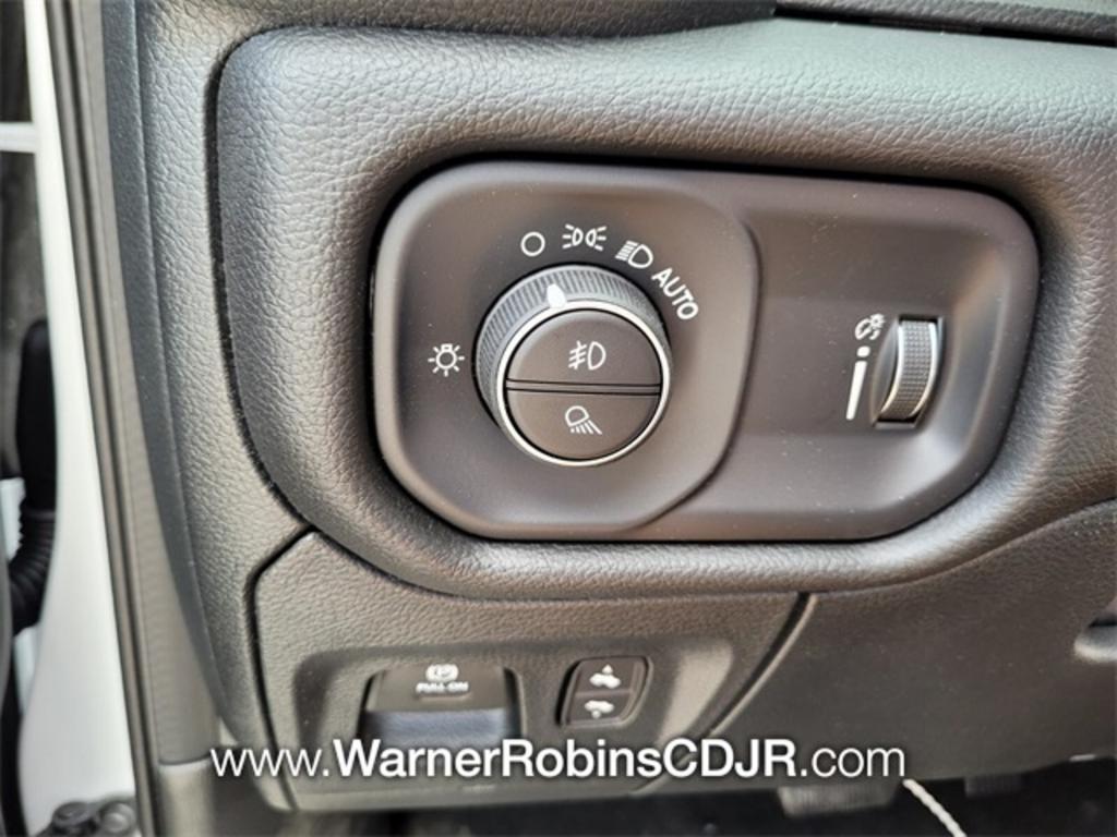 2023 Ram 1500 - $46,900