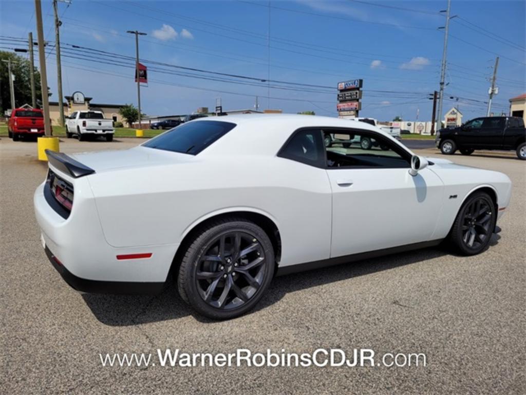 2023 Dodge Challenger - $43,392