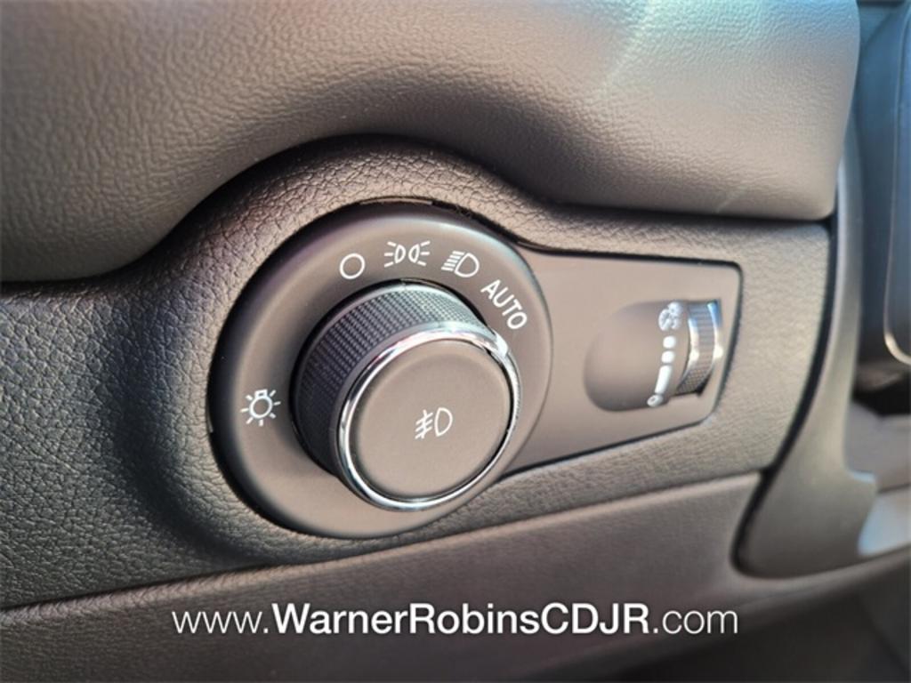 2023 Dodge Durango - $61,025
