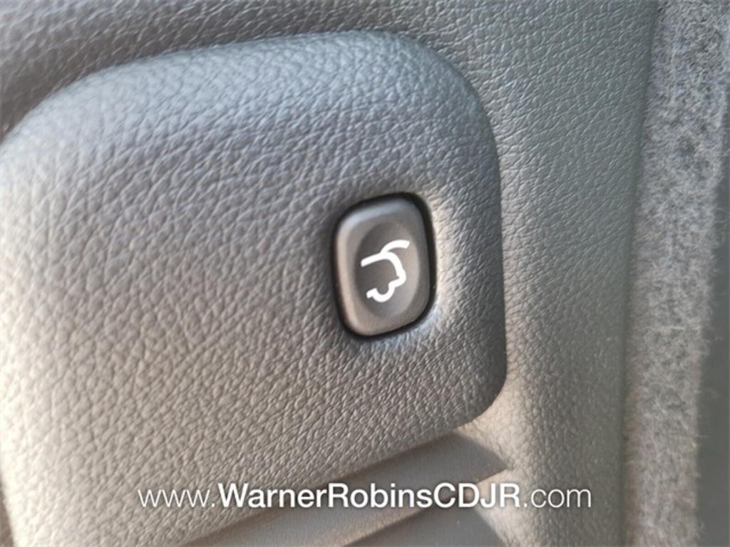 2023 Dodge Durango - $61,025