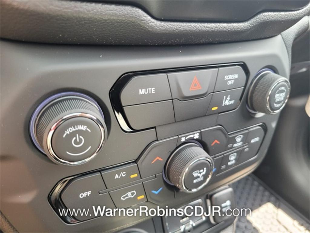 2023 Jeep Renegade - $28,932
